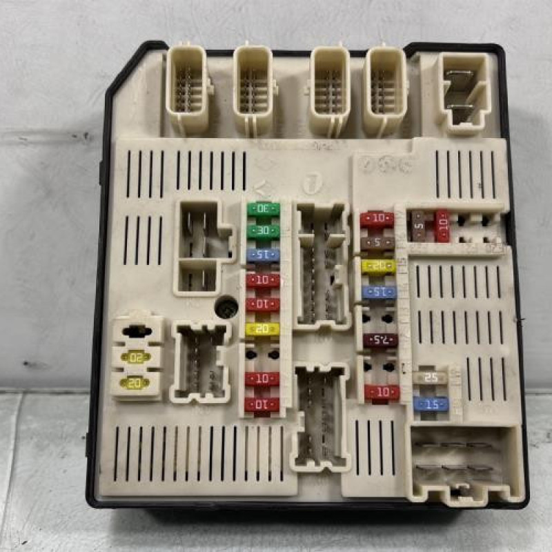 Boitier USM  RENAULT LAGUNA 3 Photo n°3