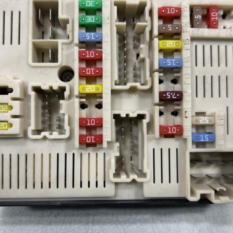 Boitier USM  RENAULT LAGUNA 3 Photo n°6