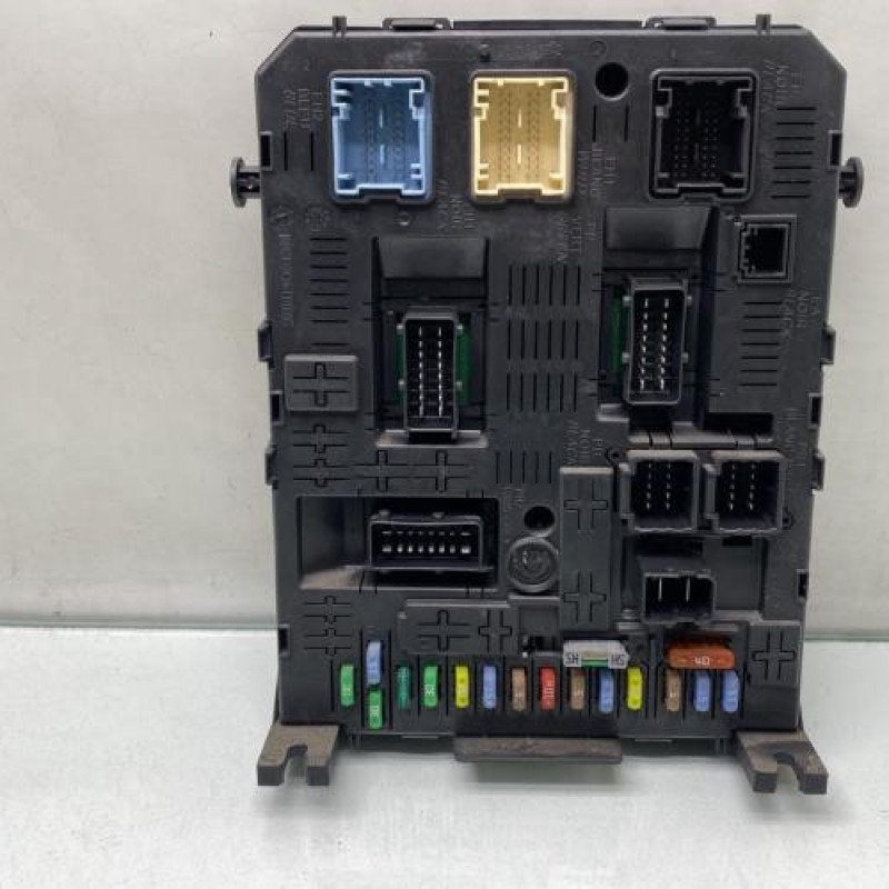 Boitier BSI PEUGEOT PARTNER 2 Photo n°1