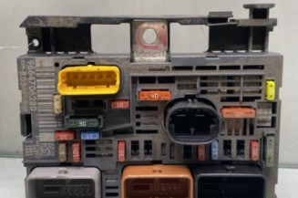 Boitier servitude moteur (BSM) PEUGEOT PARTNER 2 Photo n°1