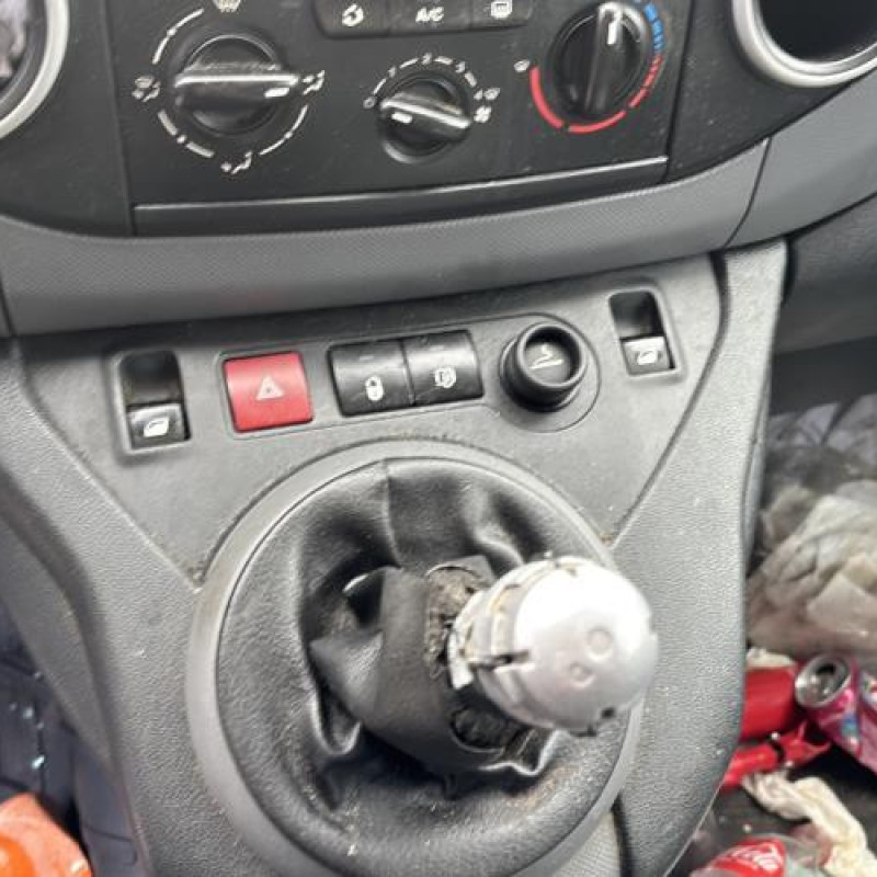 Boitier servitude moteur (BSM) PEUGEOT PARTNER 2 Photo n°20