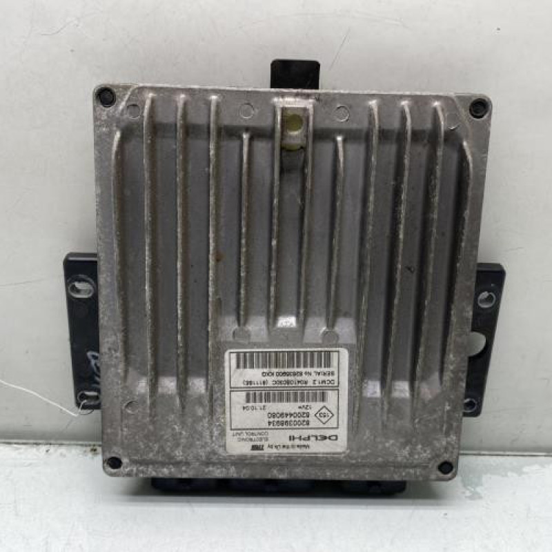 Calculateur moteur RENAULT MODUS Photo n°1