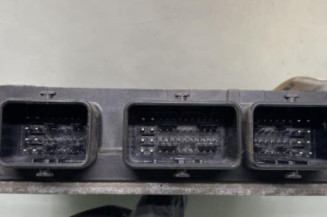 Calculateur moteur RENAULT MODUS