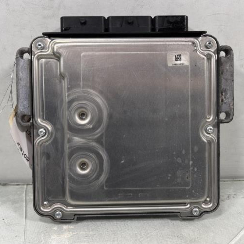 Calculateur moteur RENAULT VEL SATIS Photo n°6