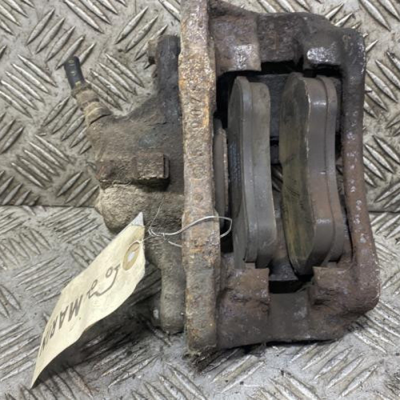 Etrier avant droit (freinage) CITROEN XSARA Photo n°3