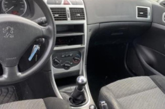 Calculateur moteur PEUGEOT 307