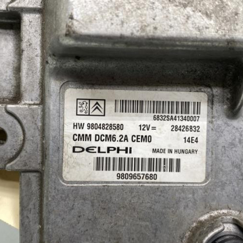Calculateur moteur PEUGEOT 308 2 Photo n°2