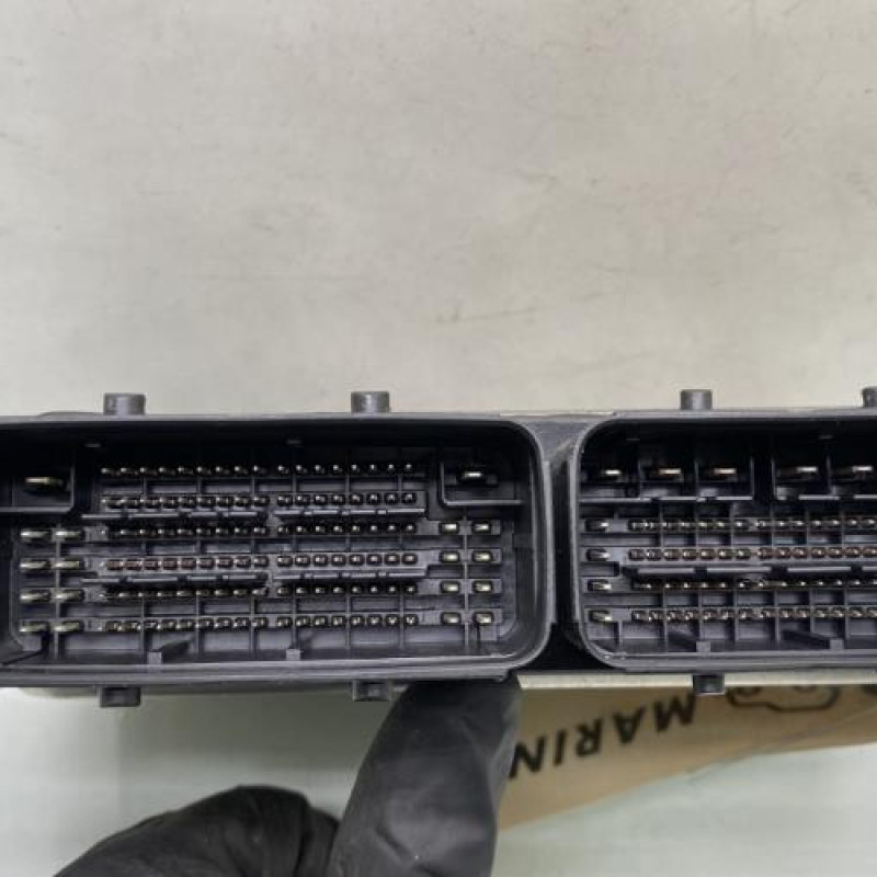 Calculateur moteur PEUGEOT 308 2 Photo n°3