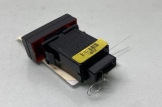 Bouton de warning HYUNDAI I 10 2