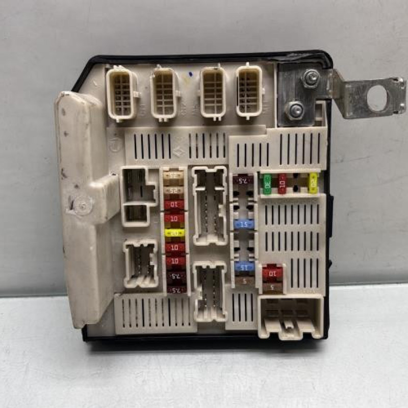 Boitier USM  RENAULT GRAND SCENIC 2 Photo n°1