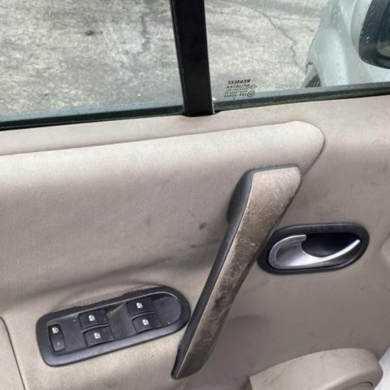 Boitier USM  RENAULT GRAND SCENIC 2 Photo n°10