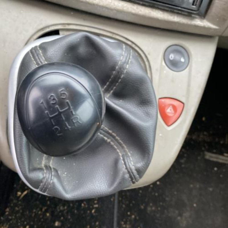 Boitier USM  RENAULT GRAND SCENIC 2 Photo n°16