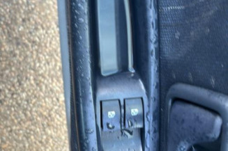 Bras essuie glace avant gauche RENAULT CLIO 2