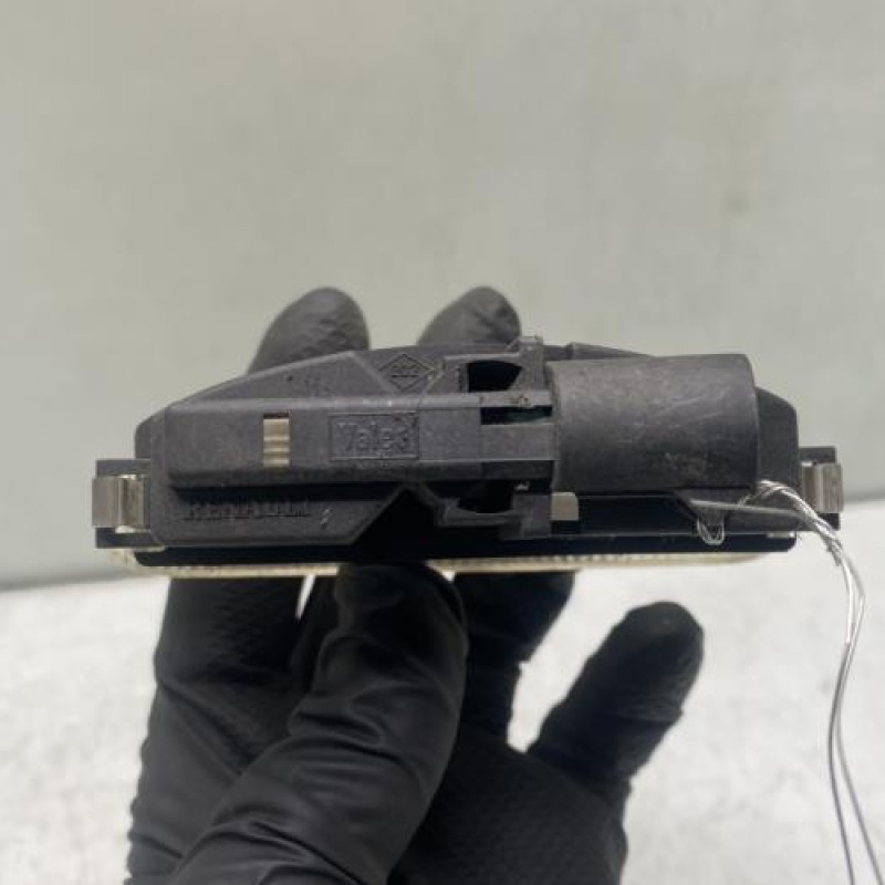 Eclairage de plaque RENAULT CLIO 2 Photo n°4