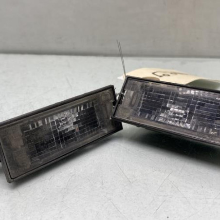 Eclairage de plaque RENAULT CLIO 4 Photo n°1