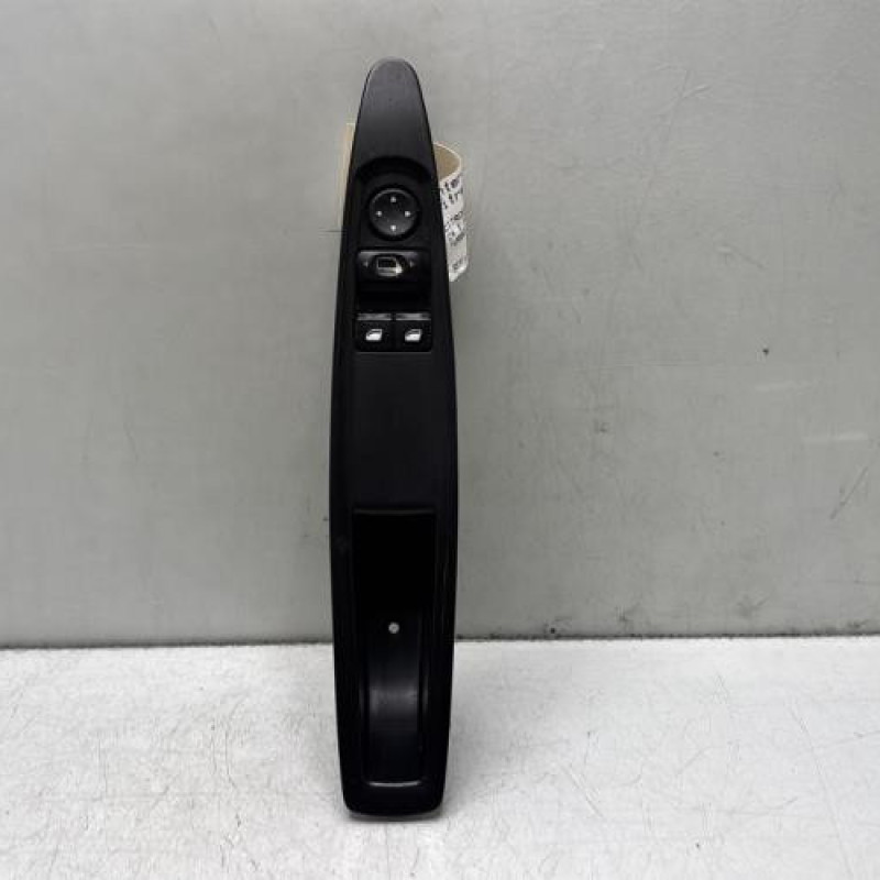 Interrupteur de leve vitre avant gauche CITROEN C4 1 Photo n°2