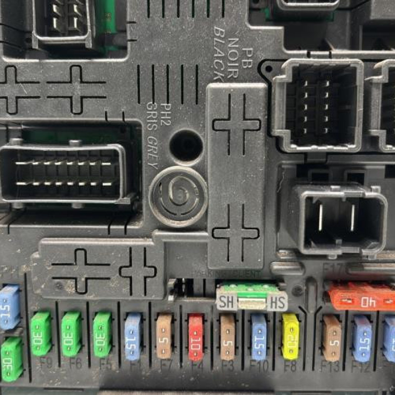 Boitier BSI CITROEN C4 1 Photo n°5