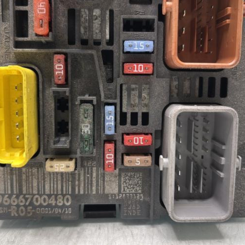 Boitier servitude moteur (BSM) CITROEN C4 1 Photo n°3