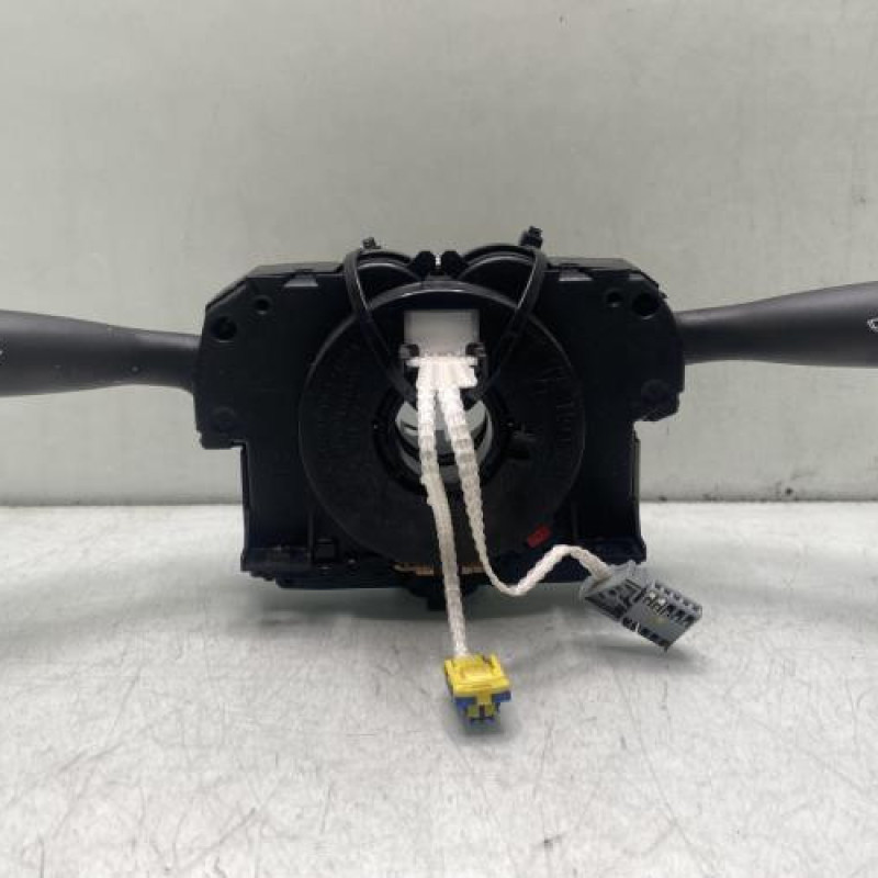 Com (Bloc Contacteur Tournant+Commodo Essuie Glace+Commodo Phare) CITROEN C2 Photo n°1