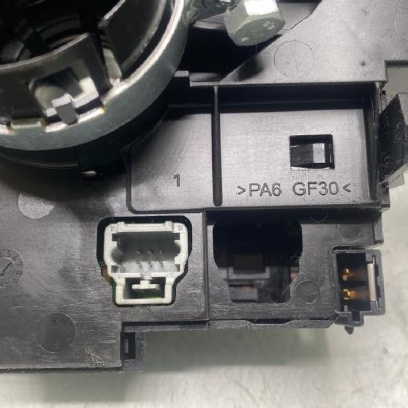 Com (Bloc Contacteur Tournant+Commodo Essuie Glace+Commodo Phare) CITROEN C2 Photo n°8