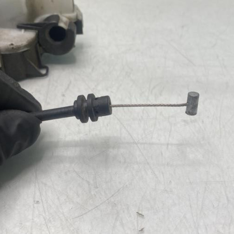 Serrure avant gauche CITROEN C2 Photo n°2