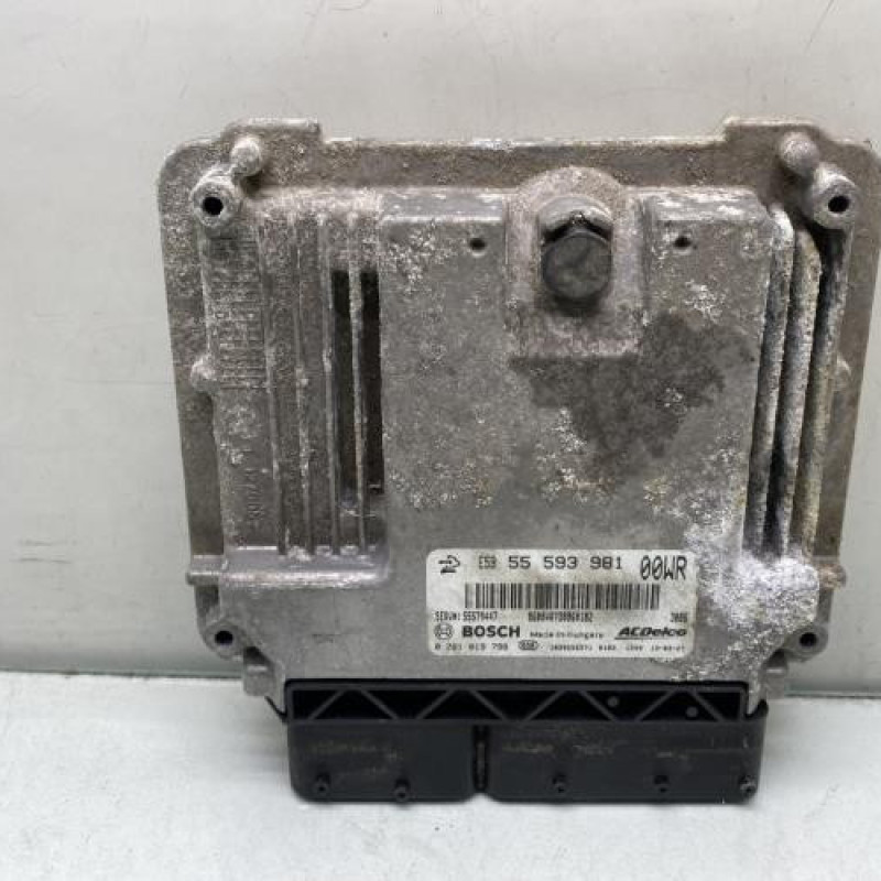 Calculateur moteur OPEL CORSA D Photo n°1