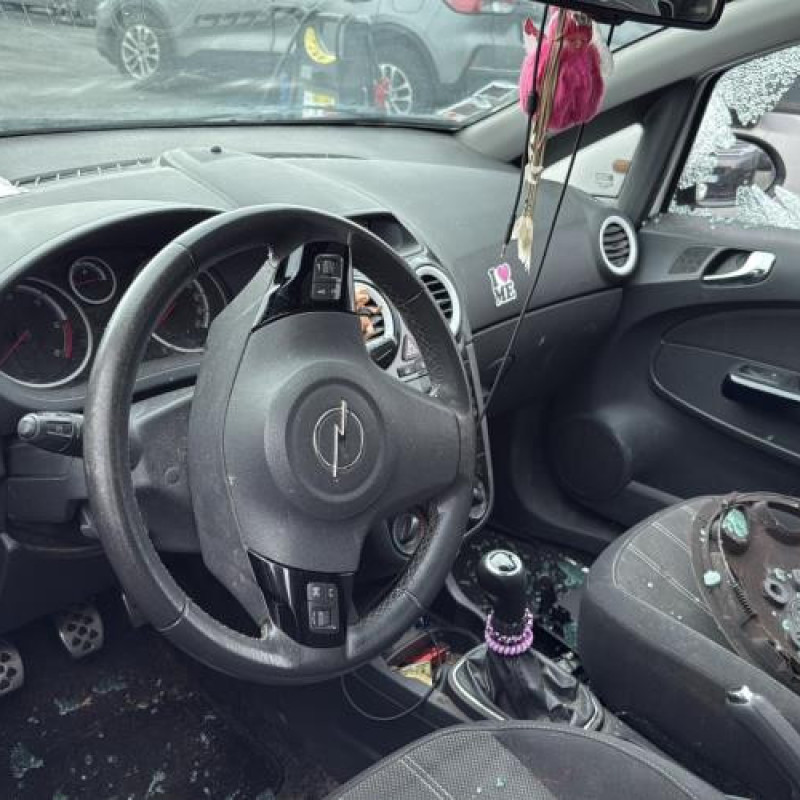 Calculateur moteur OPEL CORSA D Photo n°10