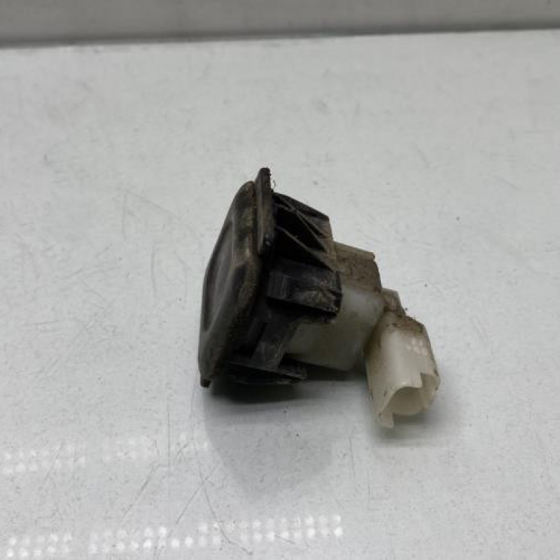 Bouton de coffre CITROEN DS5 Photo n°1