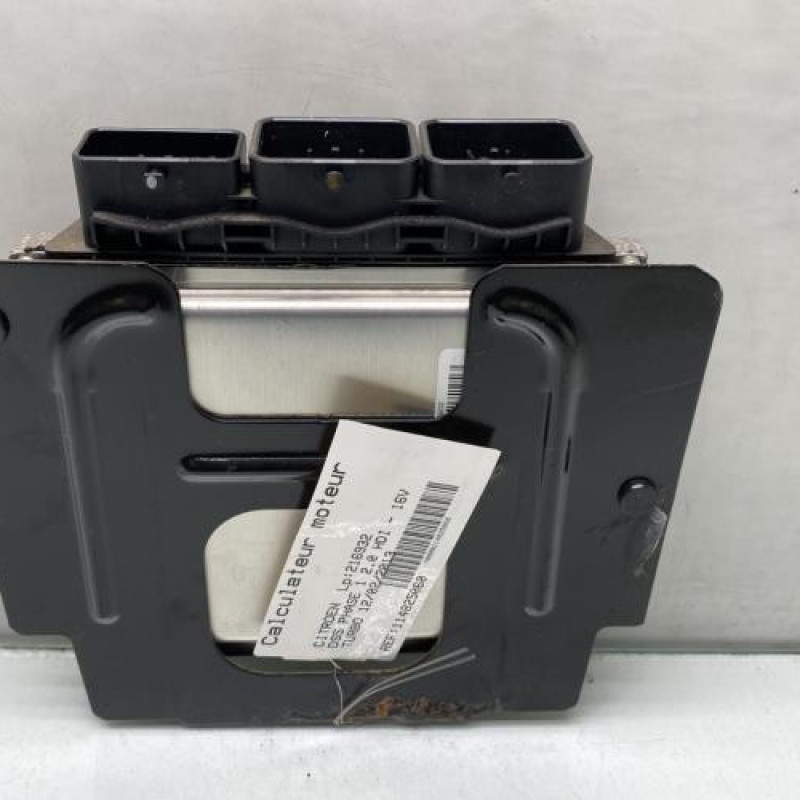 Calculateur moteur CITROEN DS5 Photo n°4