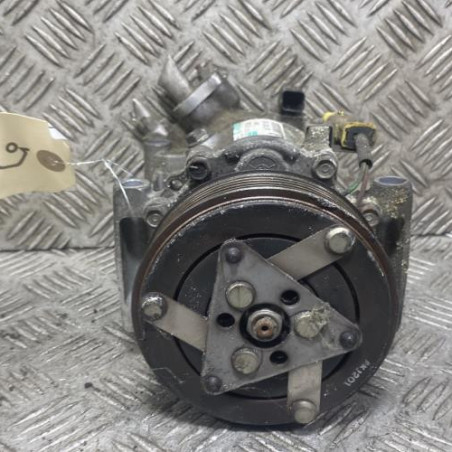 Compresseur clim CITROEN DS5 Photo n°1