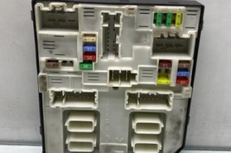 Boitier USM  RENAULT GRAND SCENIC 3 Photo n°1