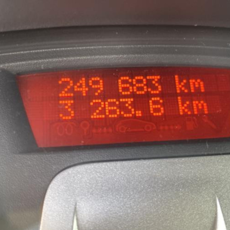 Bras essuie glace avant droit RENAULT CLIO 3 Photo n°9