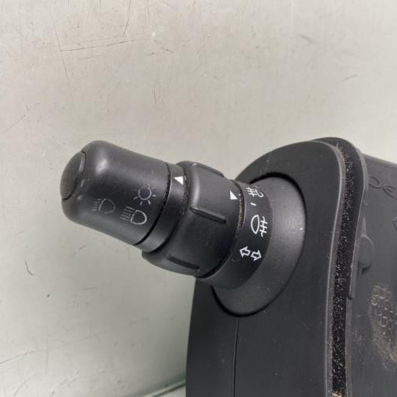 Commodo phare RENAULT CLIO 3 Photo n°2