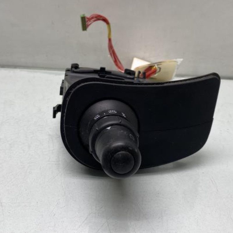 Commodo phare RENAULT CLIO 3 Photo n°3