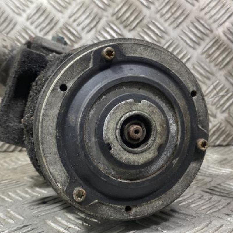 Compresseur clim VOLKSWAGEN GOLF PLUS Photo n°4