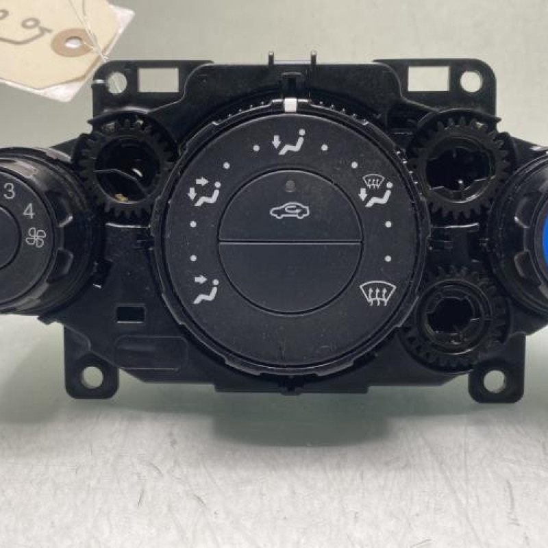 Commande chauffage FORD FIESTA 6 Photo n°1