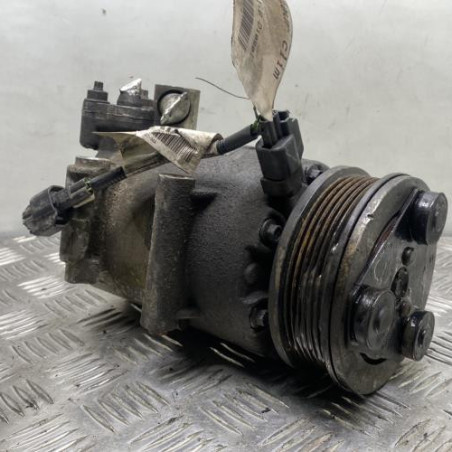 Compresseur clim FORD FOCUS 3 Photo n°1