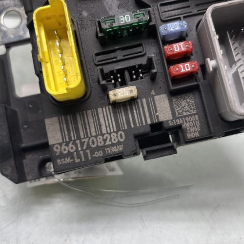 Boitier servitude moteur (BSM) PEUGEOT 307 Photo n°2