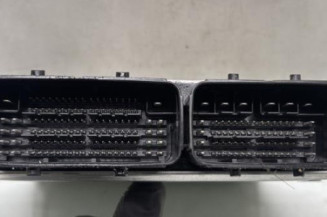 Calculateur moteur PEUGEOT 208 2