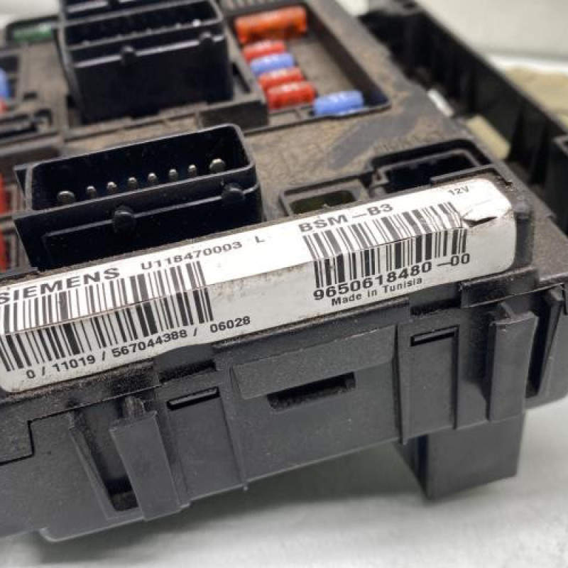 Boitier servitude moteur (BSM) CITROEN XSARA PICASSO Photo n°1