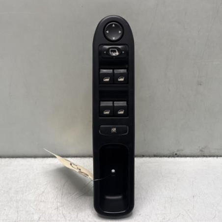 Interrupteur de leve vitre avant gauche PEUGEOT 307 Photo n°1