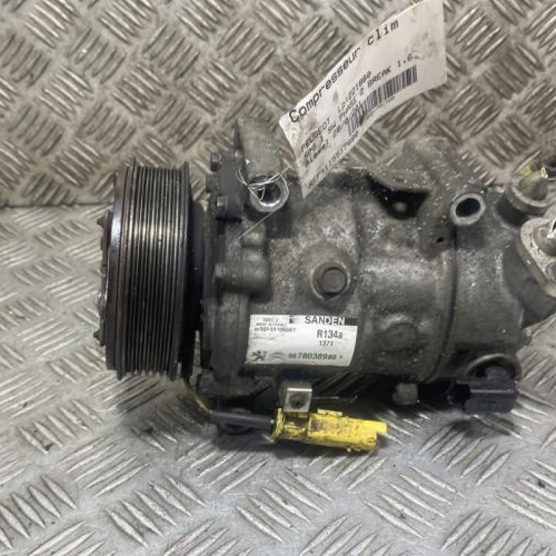 Compresseur clim PEUGEOT 508 1 SW Photo n°4