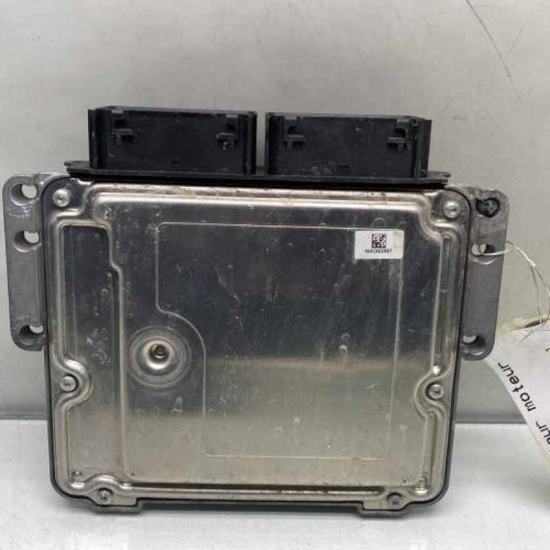 Calculateur moteur FORD C-MAX 2 Photo n°4