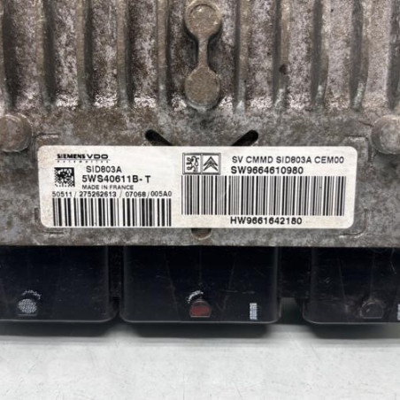 Calculateur moteur PEUGEOT 807