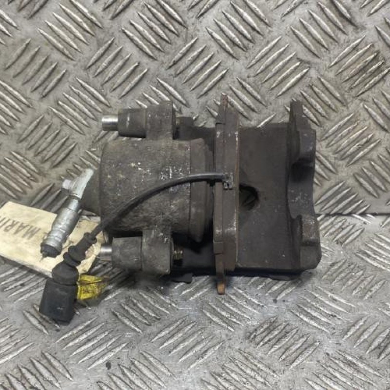 Etrier avant gauche (freinage) VOLKSWAGEN POLO 4 Photo n°3