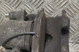 Etrier avant gauche (freinage) VOLKSWAGEN POLO 4