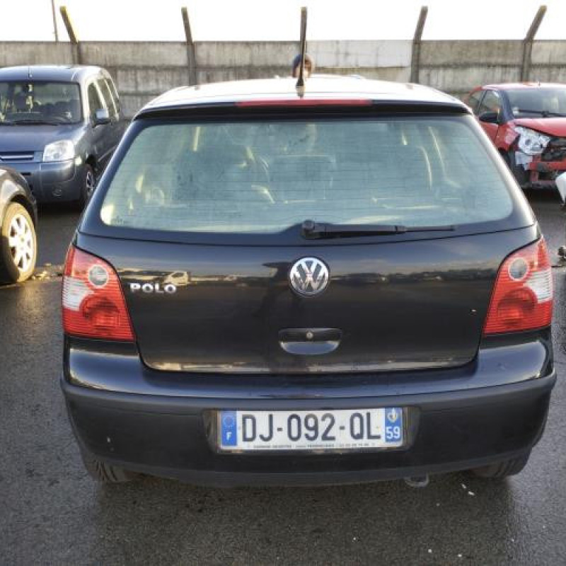 Etrier avant gauche (freinage) VOLKSWAGEN POLO 4 Photo n°8