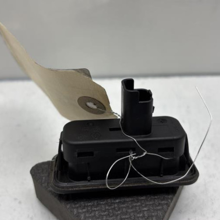 Bouton de coffre RENAULT CAPTUR 1