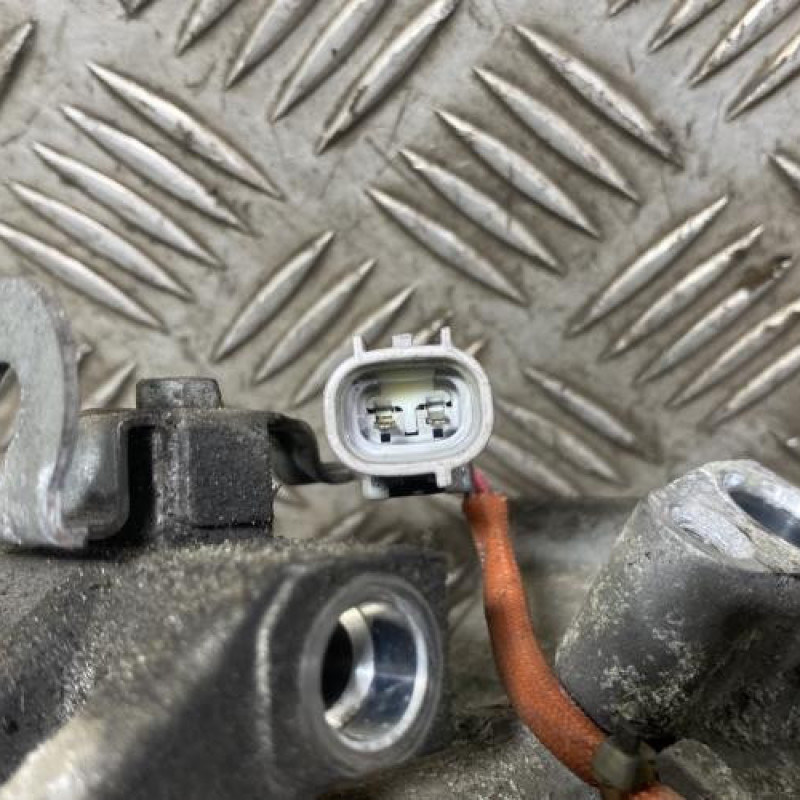 Compresseur clim TOYOTA AURIS 1 Photo n°2