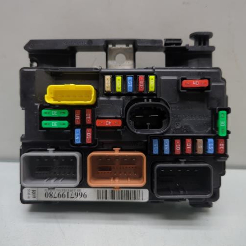 Boitier servitude moteur (BSM) PEUGEOT 207 Photo n°1